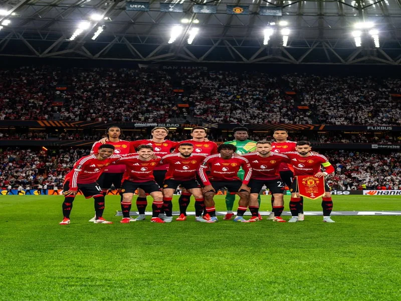 半场战报:曼联1-0热刺,姆伯莫破门,阿马德送助攻